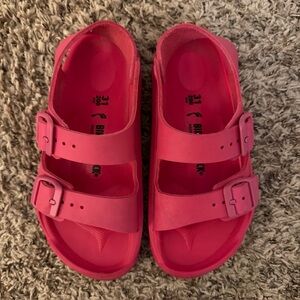 Kids Birkenstock Hot Pink Sandals Size 31 US 13 Used Very Good Condition